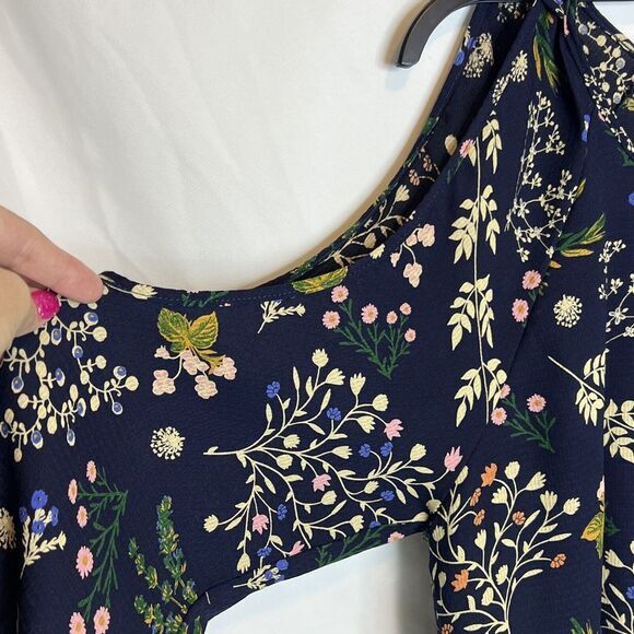 Le Lis Women's Size IX Navy Blue Floral Blouse 3/4 Sleeve Flowy -Made in the USA - Picture 5 of 11